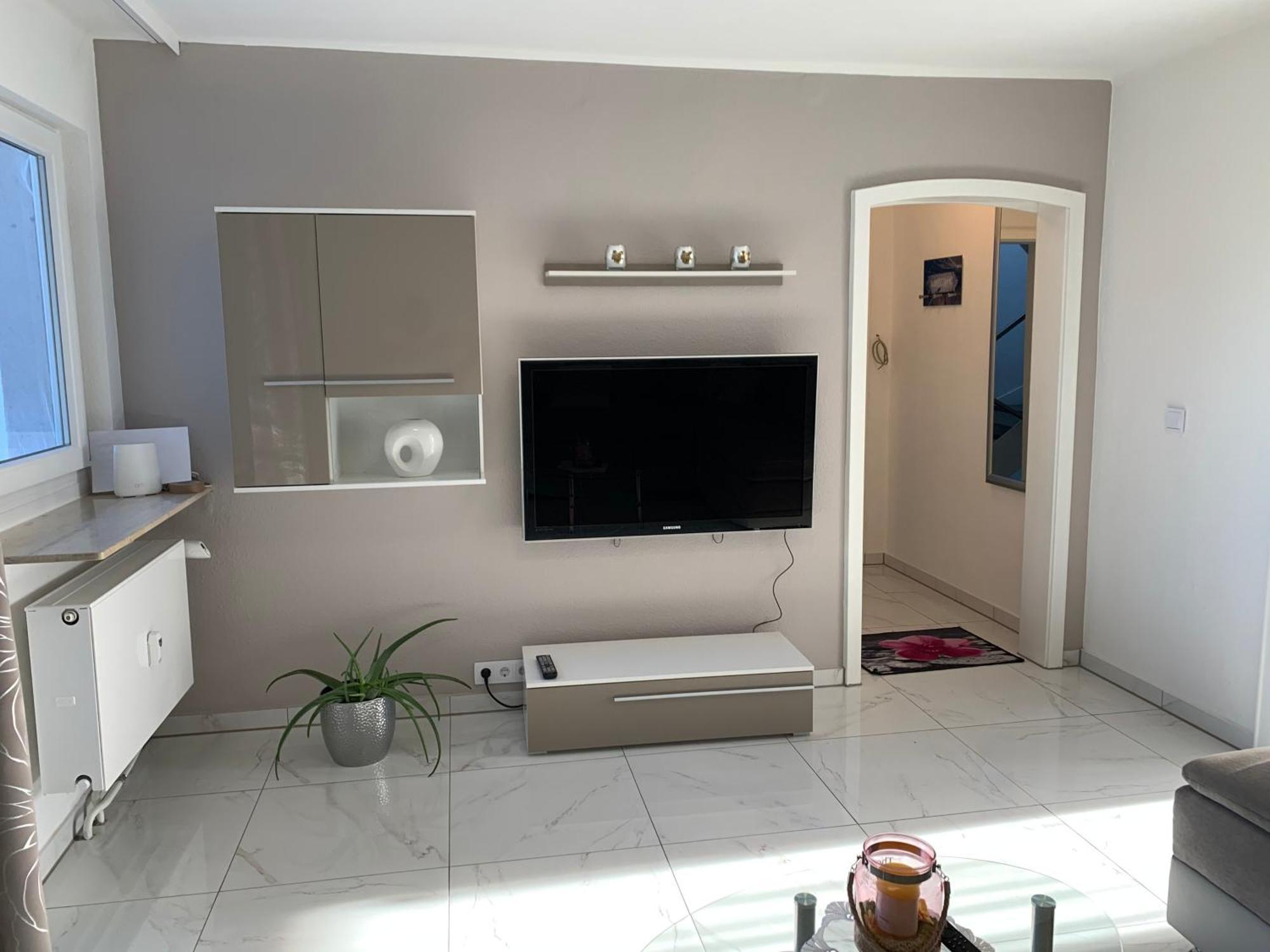 Moderne 2 Zimmer Wohnung Mit Vollausstattung Ketsch Екстериор снимка